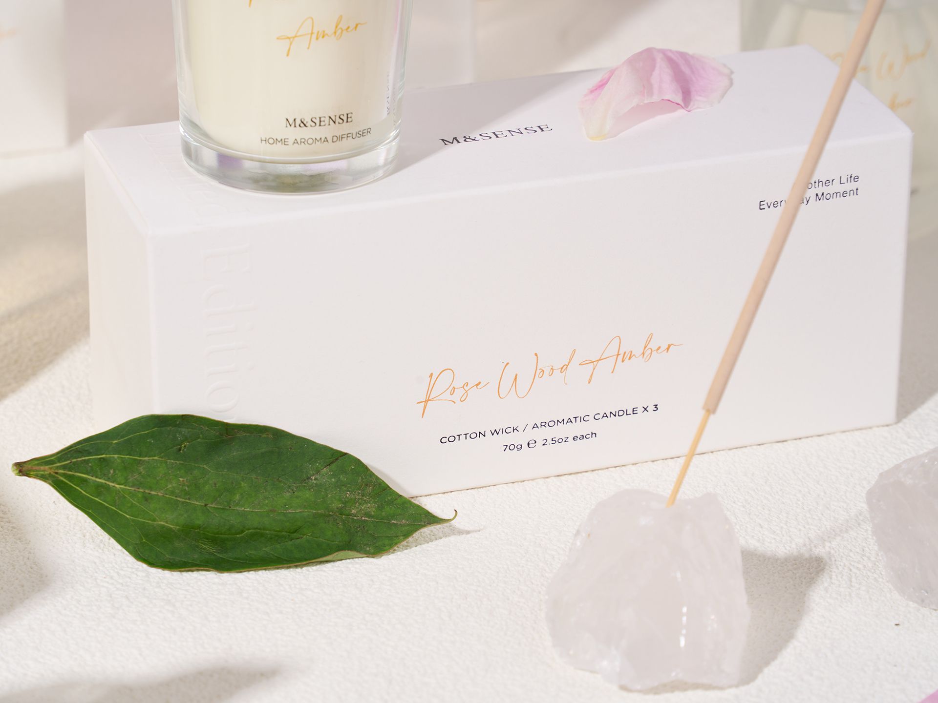 Simple White Collection